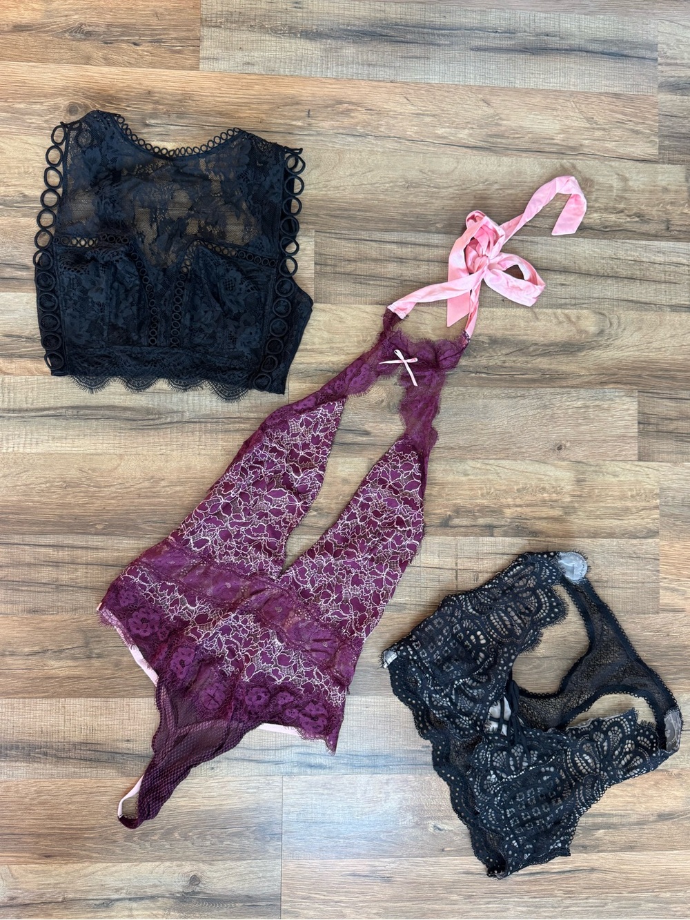 Victoria's Secret Lace Bundle Teddy Bodysuit Racerback Crop Bralette Set M